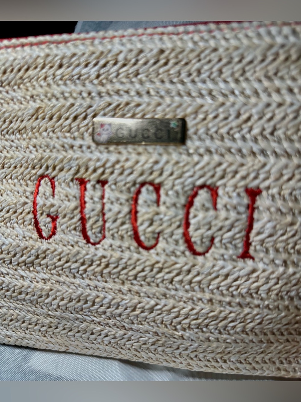 Gucci Natural Straw Tote with Red Embroidered Logo GWP/ Novelty Gift NWT - Picture 8 of 9
